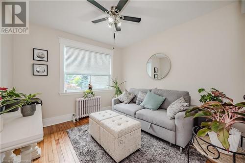 187 Grenfell Street, Hamilton, ON - Indoor Photo Showing Living Room