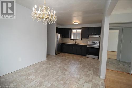 19 Delena Avenue N, Hamilton, ON - Indoor Photo Showing Kitchen