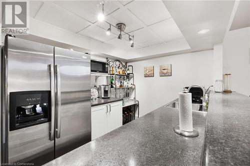 24 Benziger Lane, Hamilton, ON - Indoor Photo Showing Kitchen