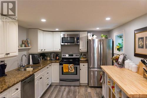 213 Concession 4 Road W, Hamilton, ON - Indoor Photo Showing Kitchen With Double Sink