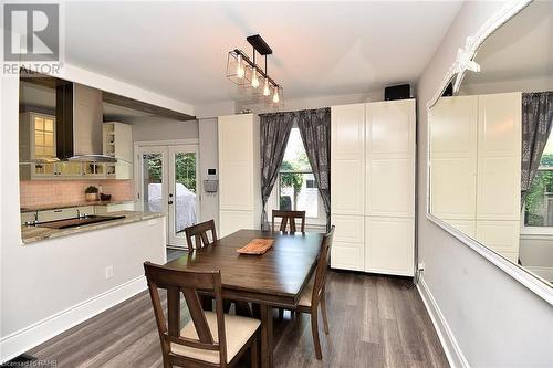 215 Rosslyn Avenue N, Hamilton, ON - Indoor Photo Showing Dining Room