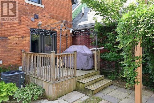 215 Rosslyn Avenue N, Hamilton, ON - Outdoor With Deck Patio Veranda With Exterior