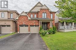 17 LARRY Crescent  Caledonia, ON N3W 1V3