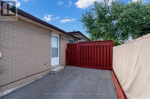 54 Garside Crescent, Brampton (Northgate), ON - Outdoor With Exterior