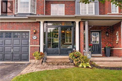 5647 Stella Lane, Burlington, ON - Outdoor With Facade