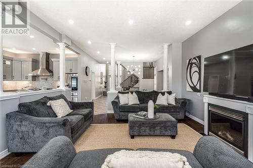 41 Kingsview Drive, Stoney Creek, ON - Indoor Photo Showing Living Room With Fireplace