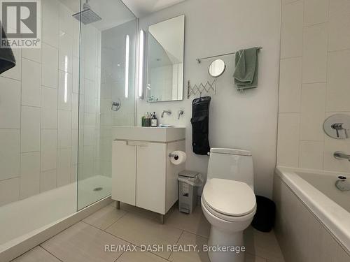 1304 - 25 Oxley Street, Toronto (Waterfront Communities), ON - Indoor Photo Showing Bathroom