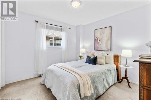 5417 Sheldon Park Drive, Burlington, ON - Indoor Photo Showing Bedroom