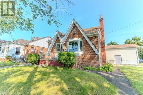 15 Queensbury Road, Fort Erie, ON - Outdoor With Facade