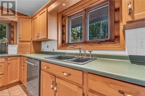 8281 Chippewa Road E, Hamilton, ON - Indoor Photo Showing Kitchen With Double Sink