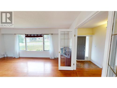 1324 Moffat Avenue, Quesnel, BC - Indoor Photo Showing Other Room