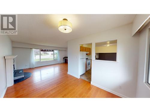 1324 Moffat Avenue, Quesnel, BC - Indoor