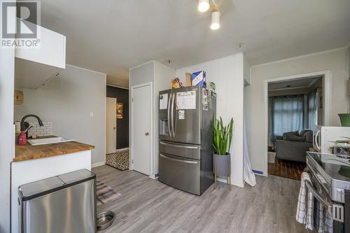 295 Carney Street, Prince George, BC - Indoor Photo Showing Kitchen