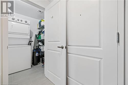 460 Dundas Street E Unit# 607, Hamilton, ON - Indoor Photo Showing Laundry Room