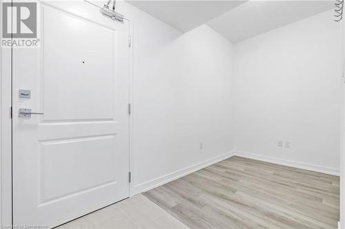 460 Dundas Street E Unit# 607, Hamilton, ON - Indoor Photo Showing Other Room