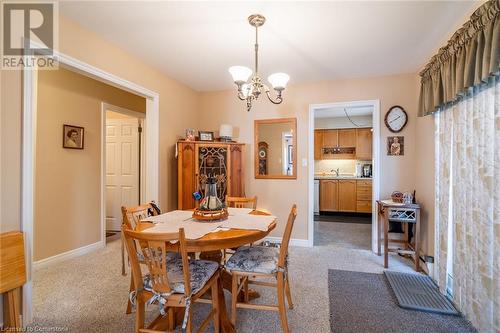 81 Hamilton Street N, Waterdown, ON - Indoor Photo Showing Dining Room