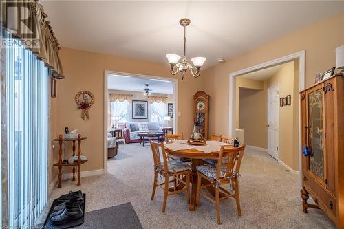 81 Hamilton Street N, Waterdown, ON - Indoor Photo Showing Dining Room