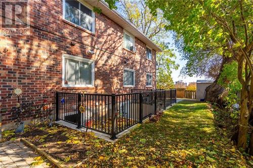 81 Hamilton Street N, Waterdown, ON - Outdoor