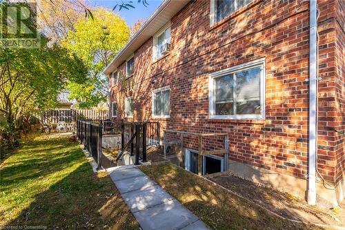 81 Hamilton Street N, Waterdown, ON - Outdoor