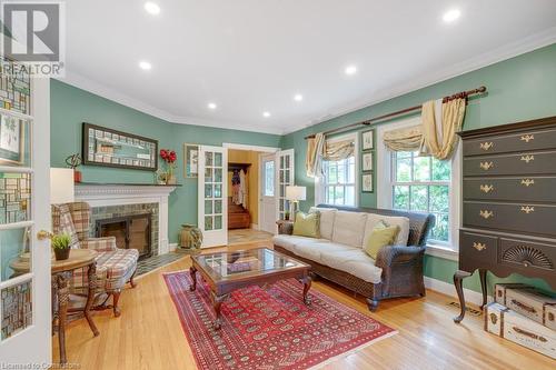 676 King Road, Burlington, ON - Indoor Photo Showing Living Room With Fireplace