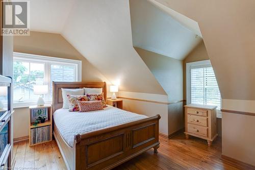 676 King Road, Burlington, ON - Indoor Photo Showing Bedroom