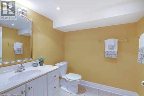 676 King Road, Burlington, ON - Indoor Photo Showing Bathroom