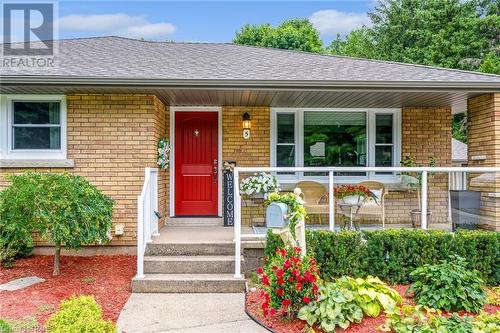 5 Pine Street, Niagara-On-The-Lake, ON - Outdoor With Deck Patio Veranda