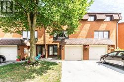 444 STONE CHURCH Road W Unit# M7  Hamilton, ON L9B 1R1