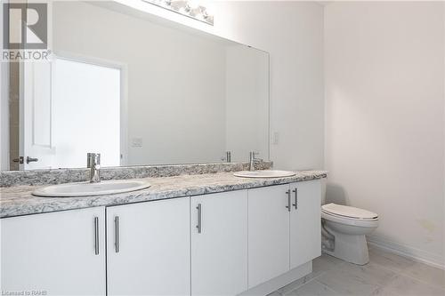 16 Sidney Rose Common, St. Catharines, ON - Indoor Photo Showing Bathroom