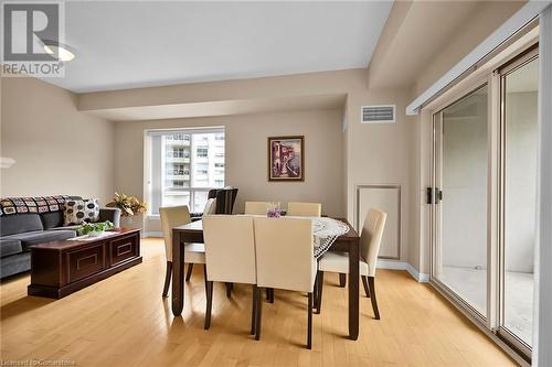 2000 Creekside Drive Unit# 305, Dundas, ON - Indoor Photo Showing Dining Room