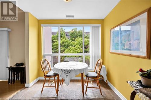 2000 Creekside Drive Unit# 305, Dundas, ON - Indoor Photo Showing Dining Room