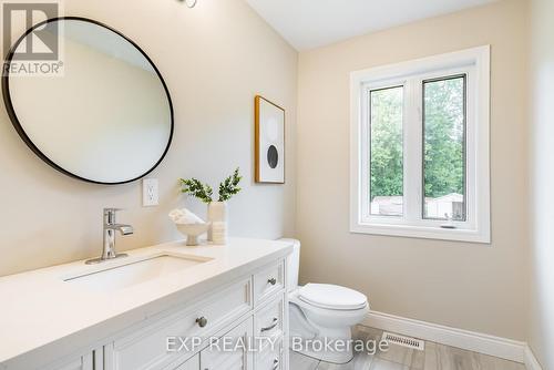 138 Johnston Court, Alnwick/Haldimand (Grafton), ON - Indoor Photo Showing Bathroom