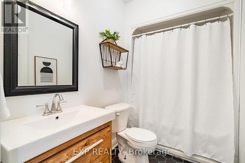 138 Johnston Court, Alnwick/Haldimand (Grafton), ON - Indoor Photo Showing Bathroom