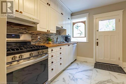 49 Rutherford Avenue, Hamilton, ON - Indoor Photo Showing Kitchen