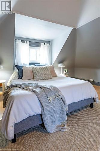 49 Rutherford Avenue, Hamilton, ON - Indoor Photo Showing Bedroom