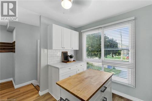 29 Quail Drive Unit# 11, Hamilton, ON - Indoor Photo Showing Kitchen