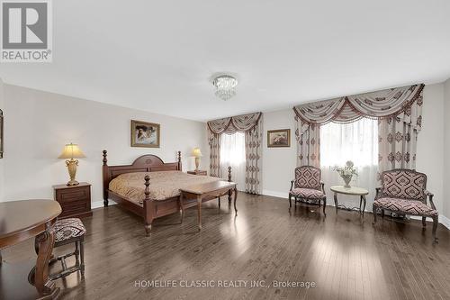 105 Mckenzie Way, Bradford West Gwillimbury, ON - Indoor Photo Showing Other Room