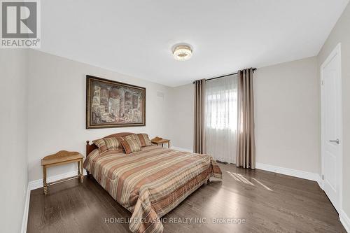 105 Mckenzie Way, Bradford West Gwillimbury, ON - Indoor Photo Showing Other Room