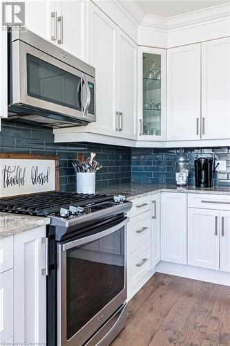 958 Beach Boulevard, Hamilton, ON - Indoor Photo Showing Kitchen With Upgraded Kitchen