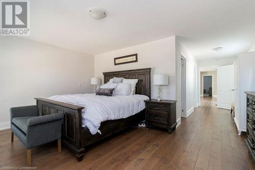 958 Beach Boulevard, Hamilton, ON - Indoor Photo Showing Bedroom