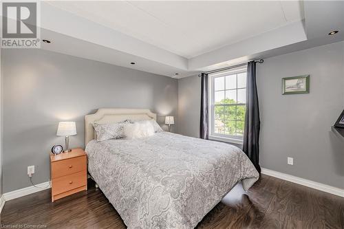 1800 Walkers Line Unit# 310, Burlington, ON - Indoor Photo Showing Bedroom