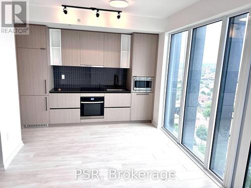 1608 - 1285 Dupont Street, Toronto (Dovercourt-Wallace Emerson-Junction), ON - Indoor Photo Showing Kitchen