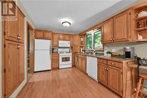 1 Eden Place, Simcoe, ON - Indoor Photo Showing Kitchen With Double Sink