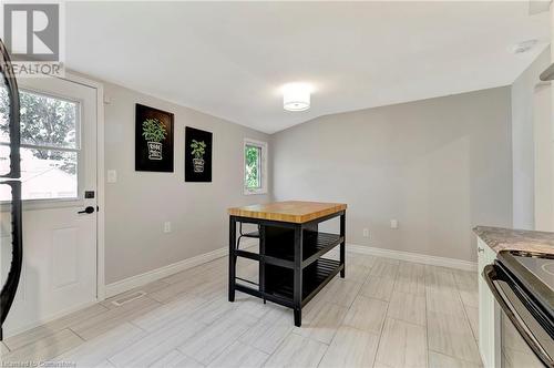 82 East 35Th Street, Hamilton, ON - Indoor