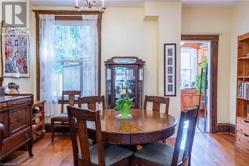 129 Ray Street S, Hamilton, ON - Indoor Photo Showing Dining Room