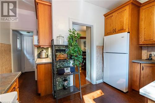 129 Ray Street S, Hamilton, ON - Indoor Photo Showing Kitchen