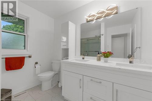 15414 Niagara River Parkway, Niagara-On-The-Lake, ON - Indoor Photo Showing Bathroom