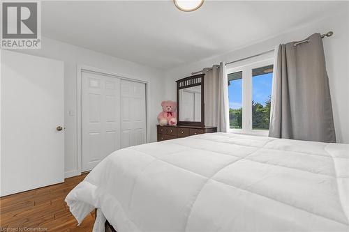 15414 Niagara River Parkway, Niagara-On-The-Lake, ON - Indoor Photo Showing Bedroom