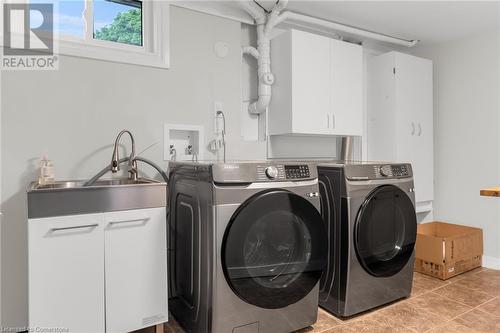 Laundry room - 15414 Niagara River Parkway, Niagara-On-The-Lake, ON - Indoor Photo Showing Laundry Room