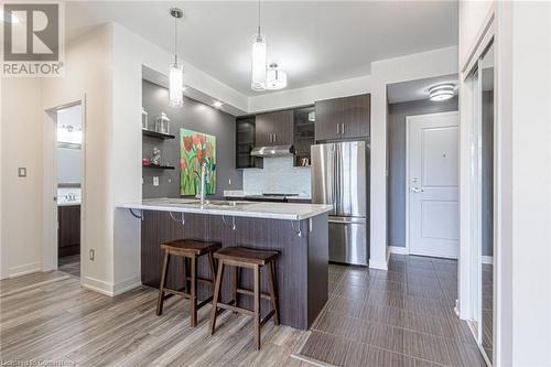 5317 Upper Middle Road Unit# 127, Burlington, ON - Indoor Photo Showing Kitchen With Upgraded Kitchen